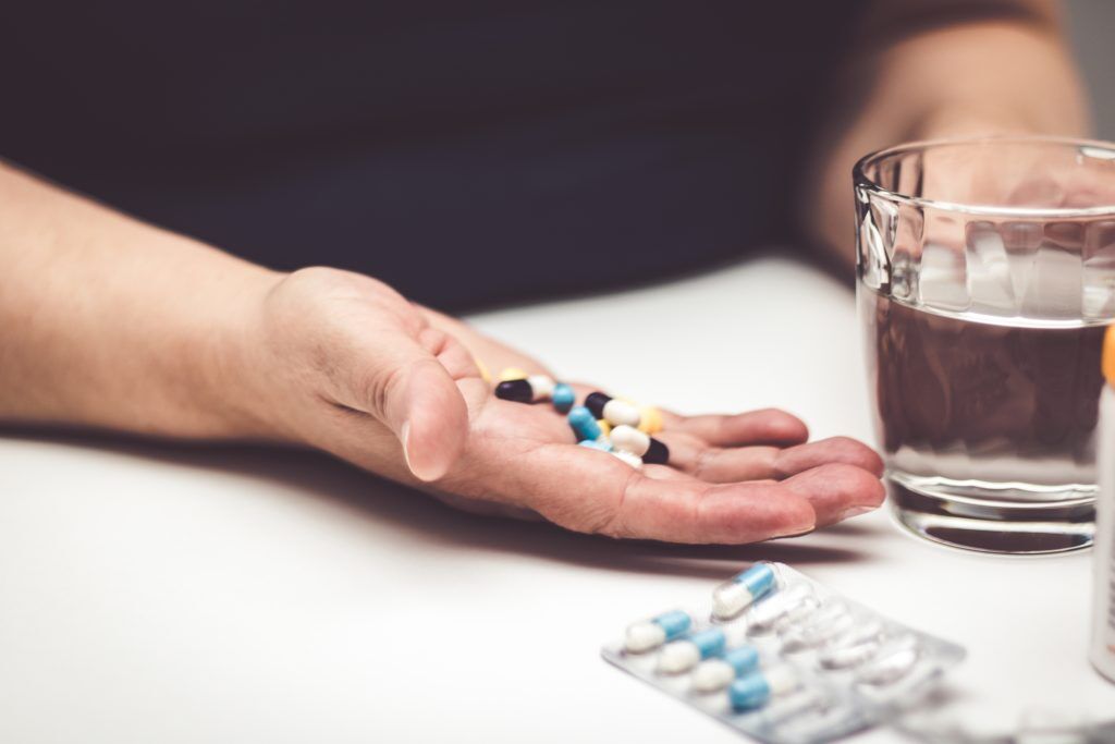 Illustration showing the health effects of addiction on the body and mind.