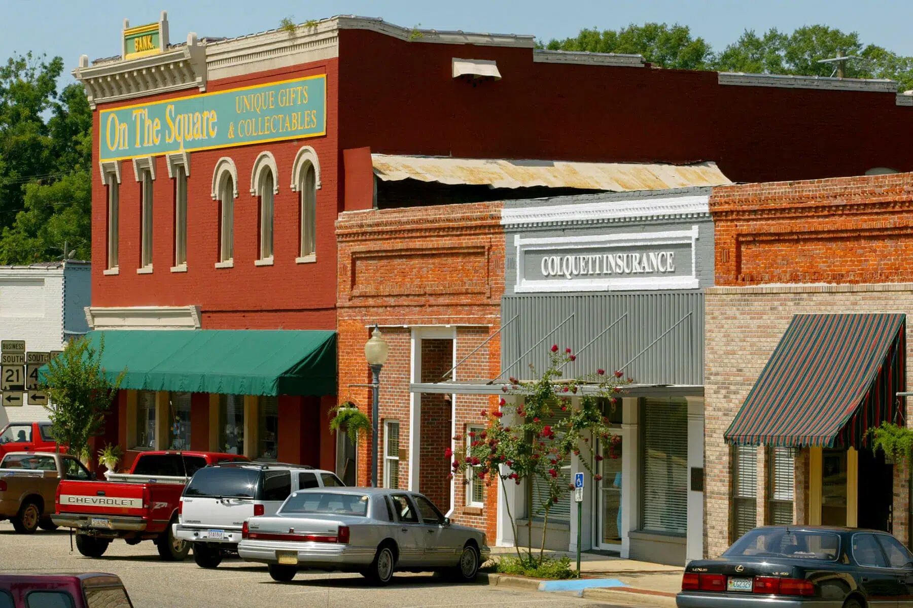 Image of https://addictionhelplineamerica.com/wp-content/uploads/2024/11/Alcohol-Drug-Rehabs-in-Monroeville-Alabama-.webp