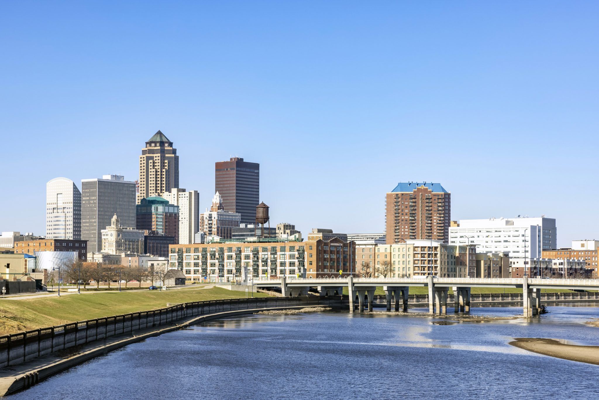 Des Moines