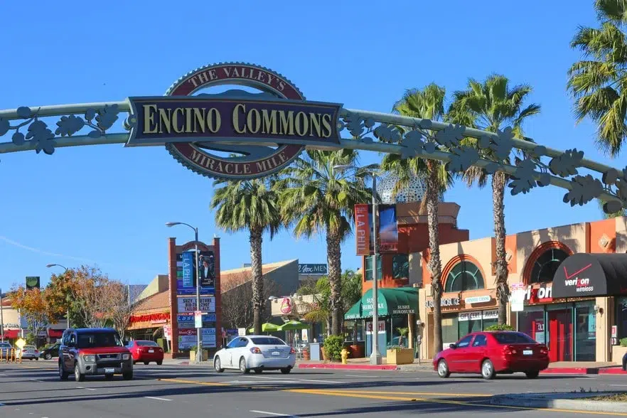 Image of https://addictionhelplineamerica.com/wp-content/uploads/2024/11/alcohol-and-drug-rehab-centers-in-encino-california-logo.webp