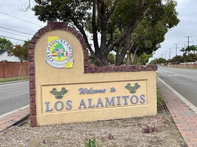 Image of https://addictionhelplineamerica.com/wp-content/uploads/2024/11/alcohol-and-drug-rehab-centers-in-los-alamitos-california-logo.jpg