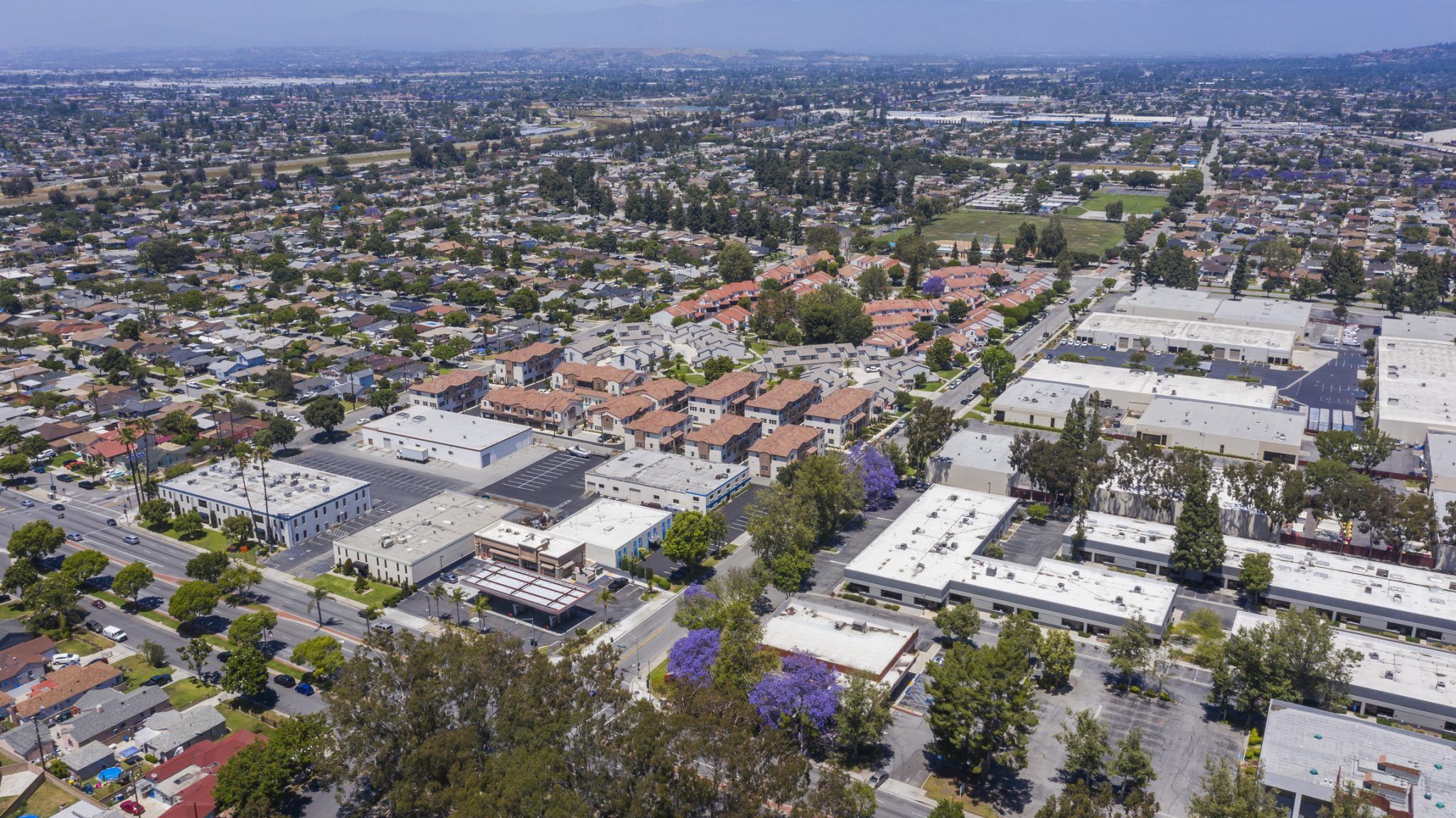 Image of https://addictionhelplineamerica.com/wp-content/uploads/2024/11/alcohol-and-drug-rehab-centers-in-santa-fe-springs-california-logo-scaled.jpg