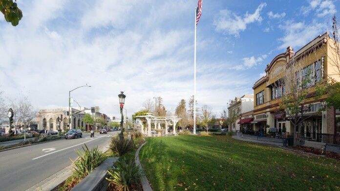 Image of https://addictionhelplineamerica.com/wp-content/uploads/2024/11/livermore-california-drug-alcohol-rehab.jpg