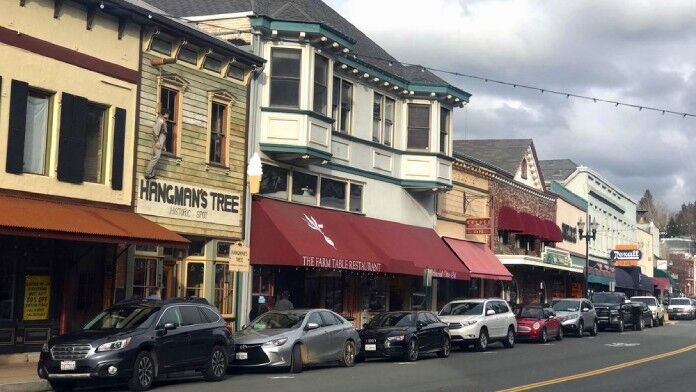 Image of https://addictionhelplineamerica.com/wp-content/uploads/2024/11/placerville-california-drug-alcohol-rehab-1.jpg