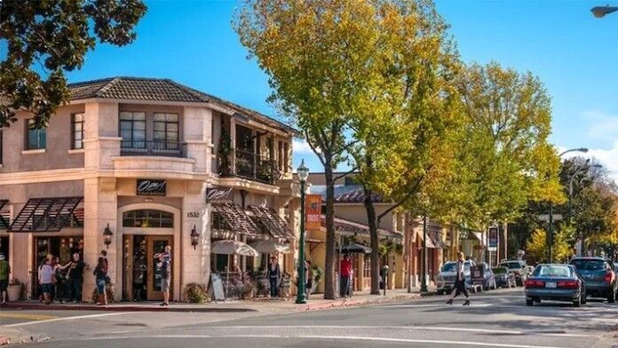 Image of https://addictionhelplineamerica.com/wp-content/uploads/2024/11/rohnert-park-california-drug-alcohol-rehab.jpg