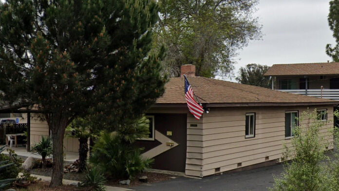 Middlehouse