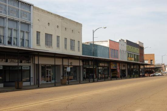 Image of https://addictionhelplineamerica.com/wp-content/uploads/2025/01/alcohol-and-drug-rehabs-in-amory-mississippi.jpg