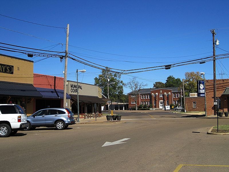 Image of https://addictionhelplineamerica.com/wp-content/uploads/2025/01/alcohol-and-drug-rehabs-in-batesville-mississippi.jpg