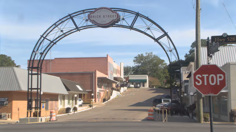 Image of https://addictionhelplineamerica.com/wp-content/uploads/2025/01/alcohol-and-drug-rehabs-in-bay-springs-mississippi.avif