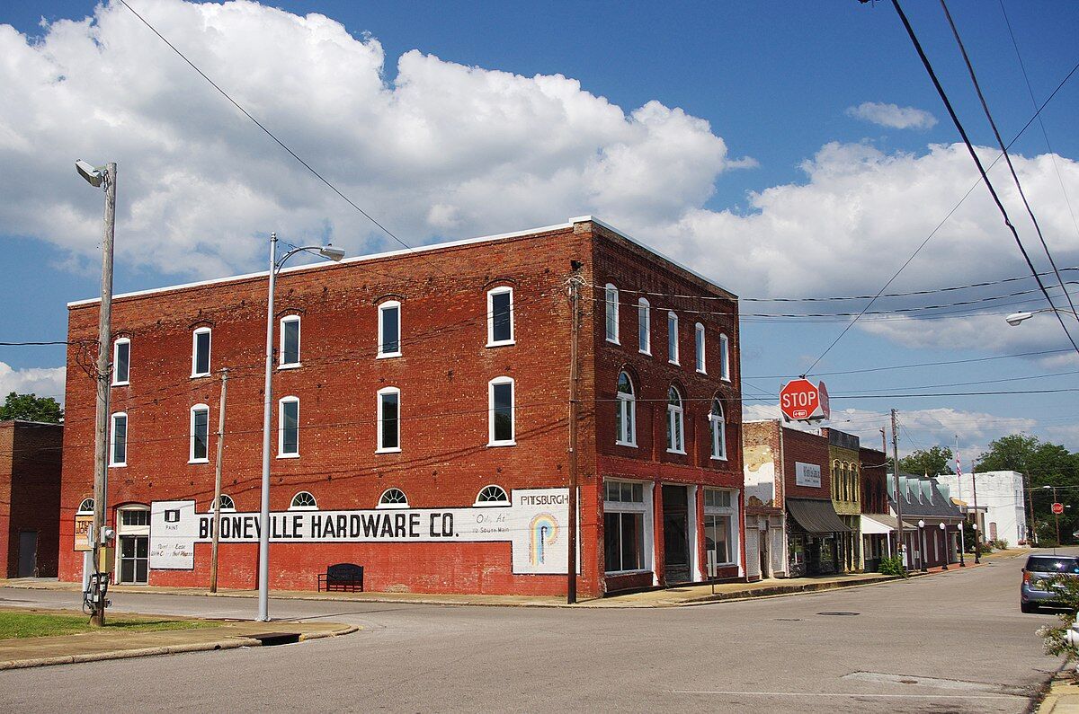 Image of https://addictionhelplineamerica.com/wp-content/uploads/2025/01/alcohol-and-drug-rehabs-in-booneville-mississippi.jpg