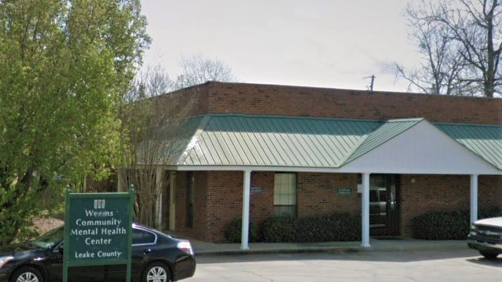 Image of https://addictionhelplineamerica.com/wp-content/uploads/2025/01/alcohol-and-drug-rehabs-in-carthage-mississippi.jpg