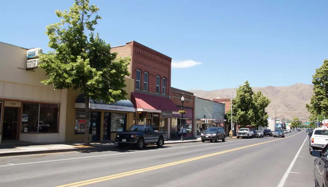 Image of https://addictionhelplineamerica.com/wp-content/uploads/2025/01/alcohol-and-drug-rehabs-in-clarkston-washington-.webp