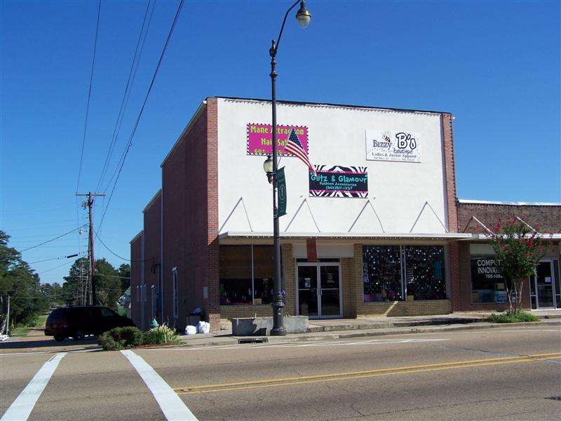 Image of https://addictionhelplineamerica.com/wp-content/uploads/2025/01/alcohol-and-drug-rehabs-in-collins-mississippi.jpg