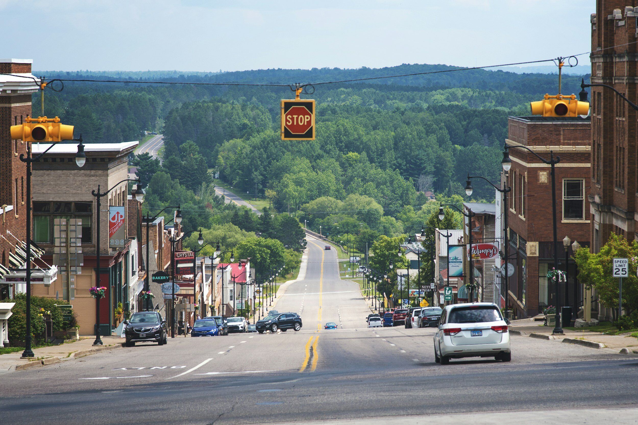 Image of https://addictionhelplineamerica.com/wp-content/uploads/2025/01/alcohol-and-drug-rehabs-in-columbia-tennessee.jpeg