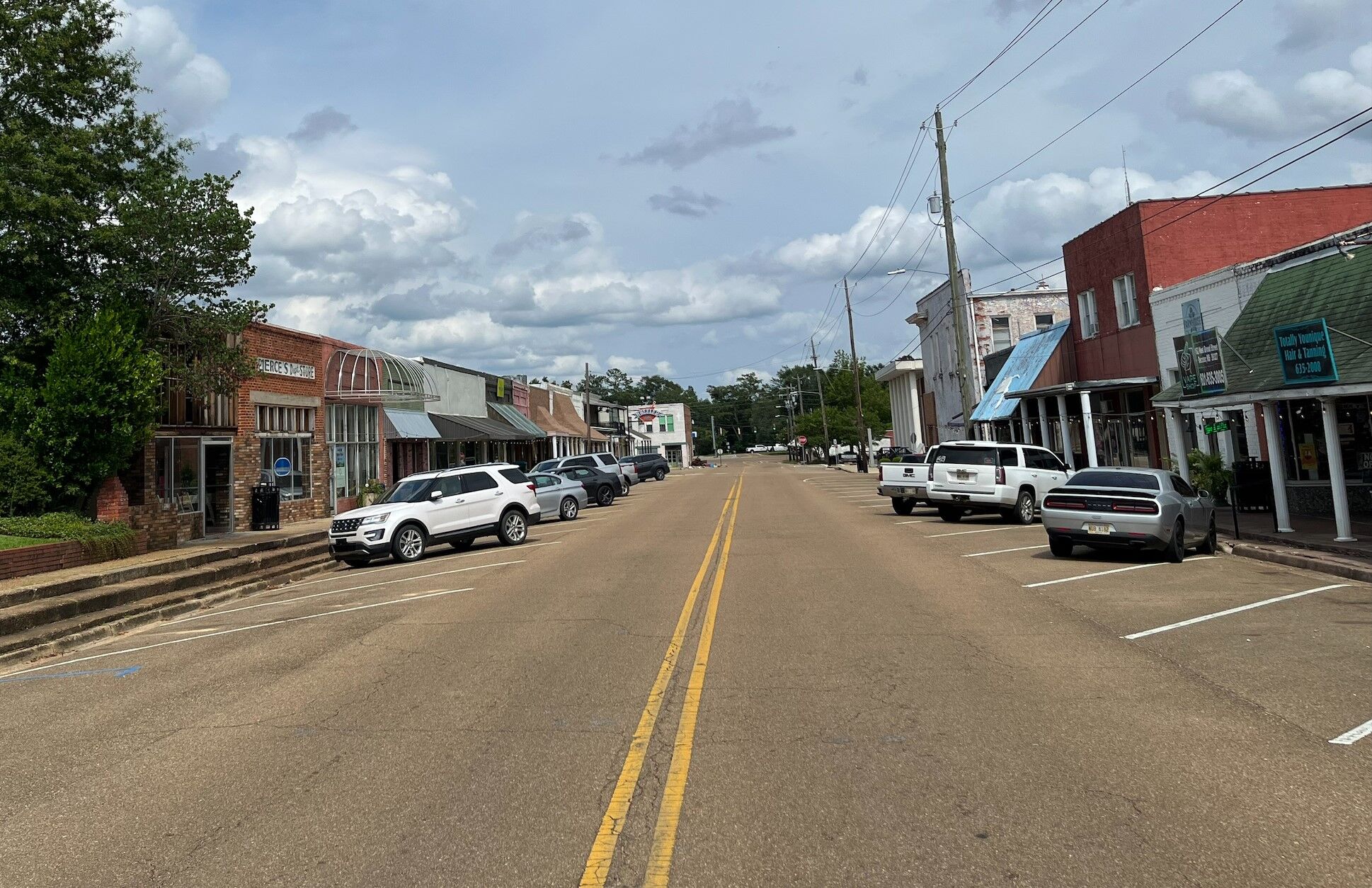Image of https://addictionhelplineamerica.com/wp-content/uploads/2025/01/alcohol-and-drug-rehabs-in-decatur-mississippi.jpg