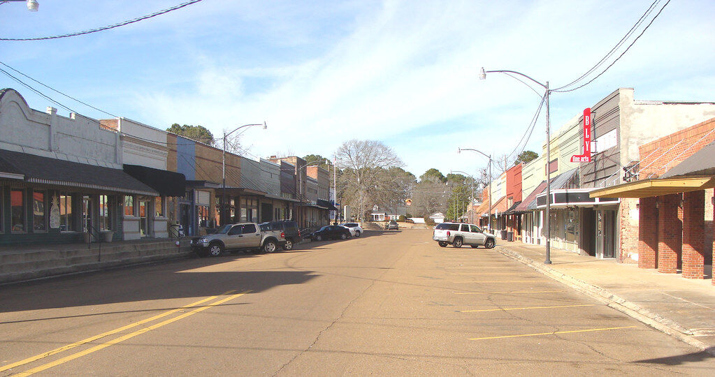 Image of https://addictionhelplineamerica.com/wp-content/uploads/2025/01/alcohol-and-drug-rehabs-in-eupora-mississippi.jpg