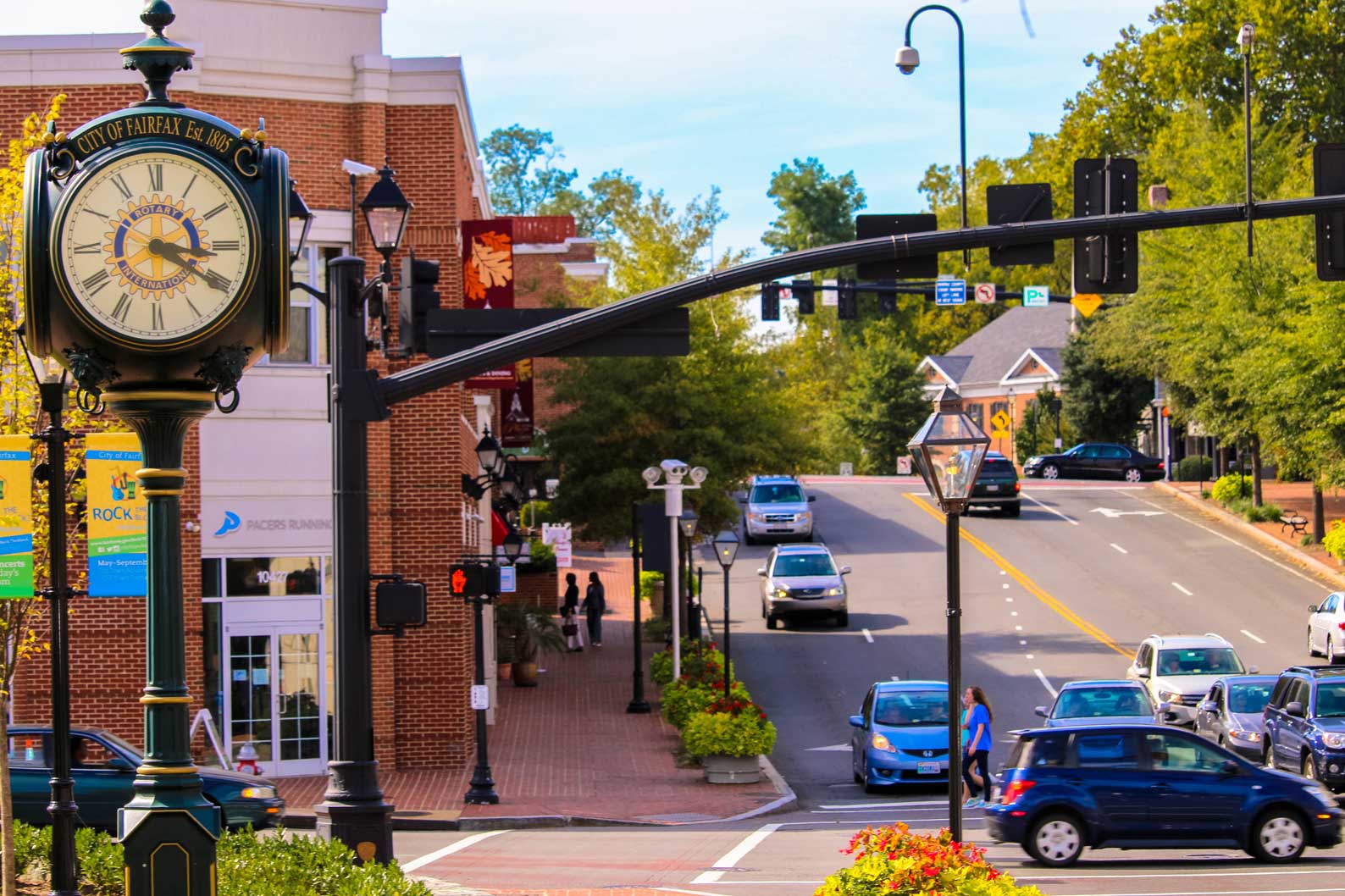 Image of https://addictionhelplineamerica.com/wp-content/uploads/2025/01/alcohol-and-drug-rehabs-in-fairfax-virginia.jpg
