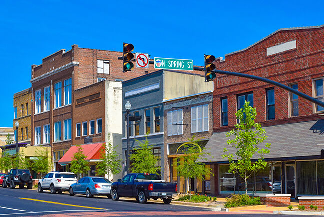Image of https://addictionhelplineamerica.com/wp-content/uploads/2025/01/alcohol-and-drug-rehabs-in-greenville-mississippi.jpg