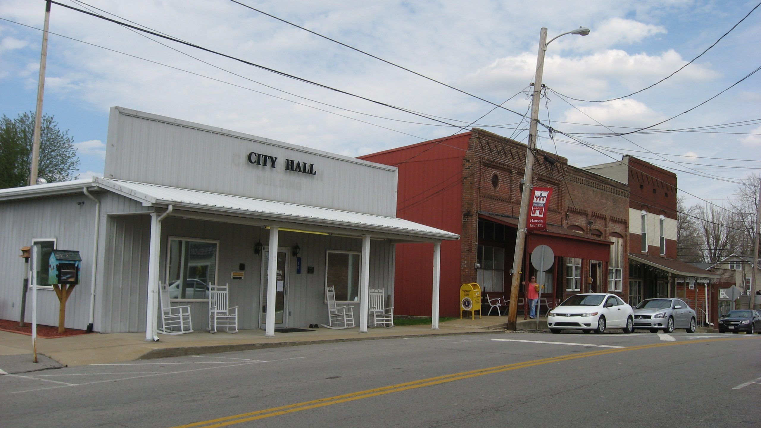 Image of https://addictionhelplineamerica.com/wp-content/uploads/2025/01/alcohol-and-drug-rehabs-in-hanson-kentucky-scaled.jpg