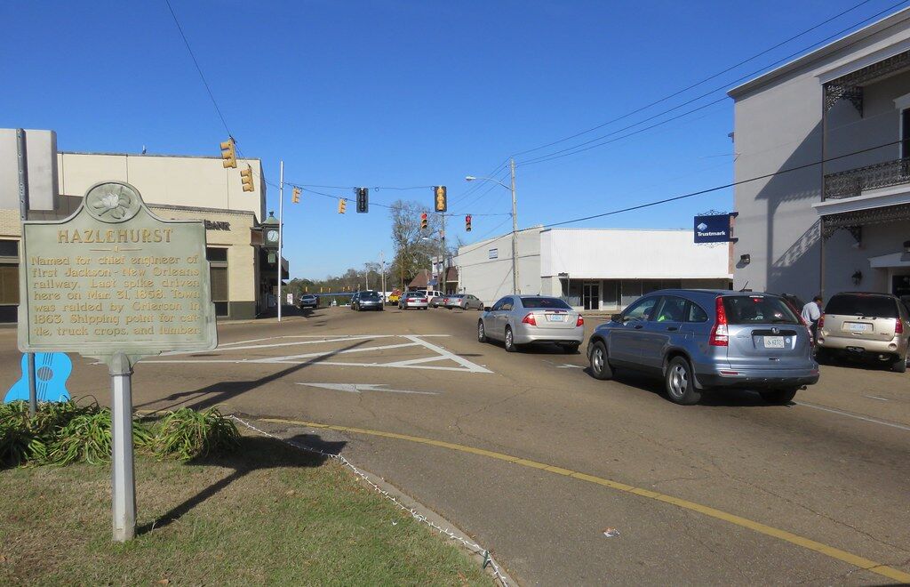 Image of https://addictionhelplineamerica.com/wp-content/uploads/2025/01/alcohol-and-drug-rehabs-in-hazlehurst-mississippi.jpg