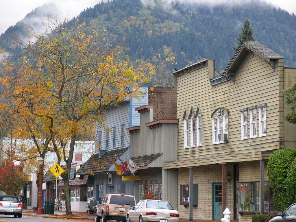 Image of https://addictionhelplineamerica.com/wp-content/uploads/2025/01/alcohol-and-drug-rehabs-in-issaquah-washington-.jpg