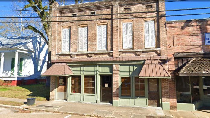Image of https://addictionhelplineamerica.com/wp-content/uploads/2025/01/alcohol-and-drug-rehabs-in-magnolia-mississippi.jpg