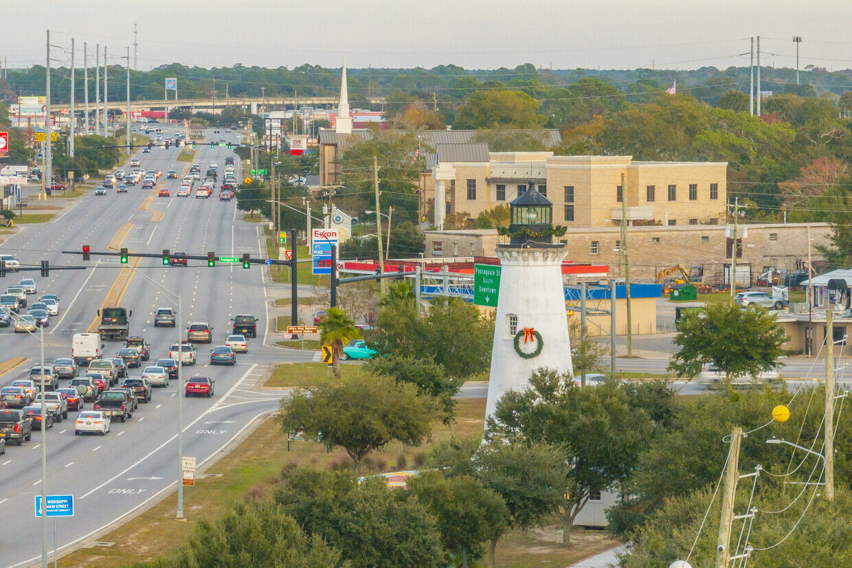 Image of https://addictionhelplineamerica.com/wp-content/uploads/2025/01/alcohol-and-drug-rehabs-in-pascagoula-mississippi.jpg