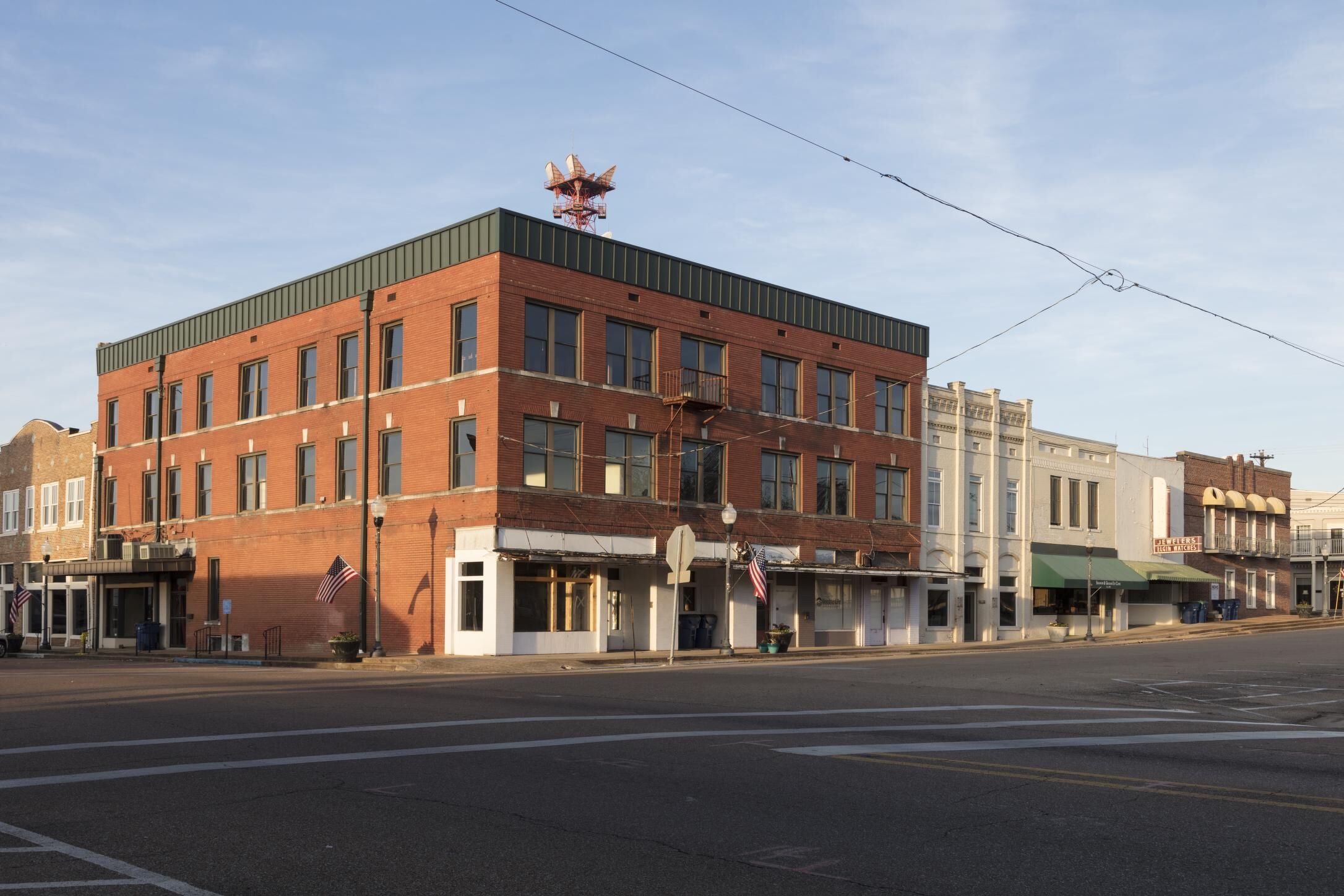 Image of https://addictionhelplineamerica.com/wp-content/uploads/2025/01/alcohol-and-drug-rehabs-in-pontotoc-mississippi.jpg