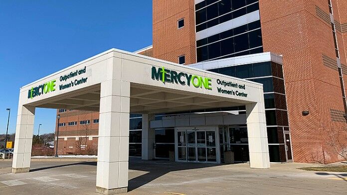 entrance1 mercyone waterloo horizons waterloo ia 50702