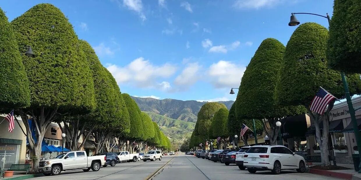 Image of https://addictionhelplineamerica.com/wp-content/uploads/2025/03/alcohol-and-drug-rehabs-in-glendora-california.webp