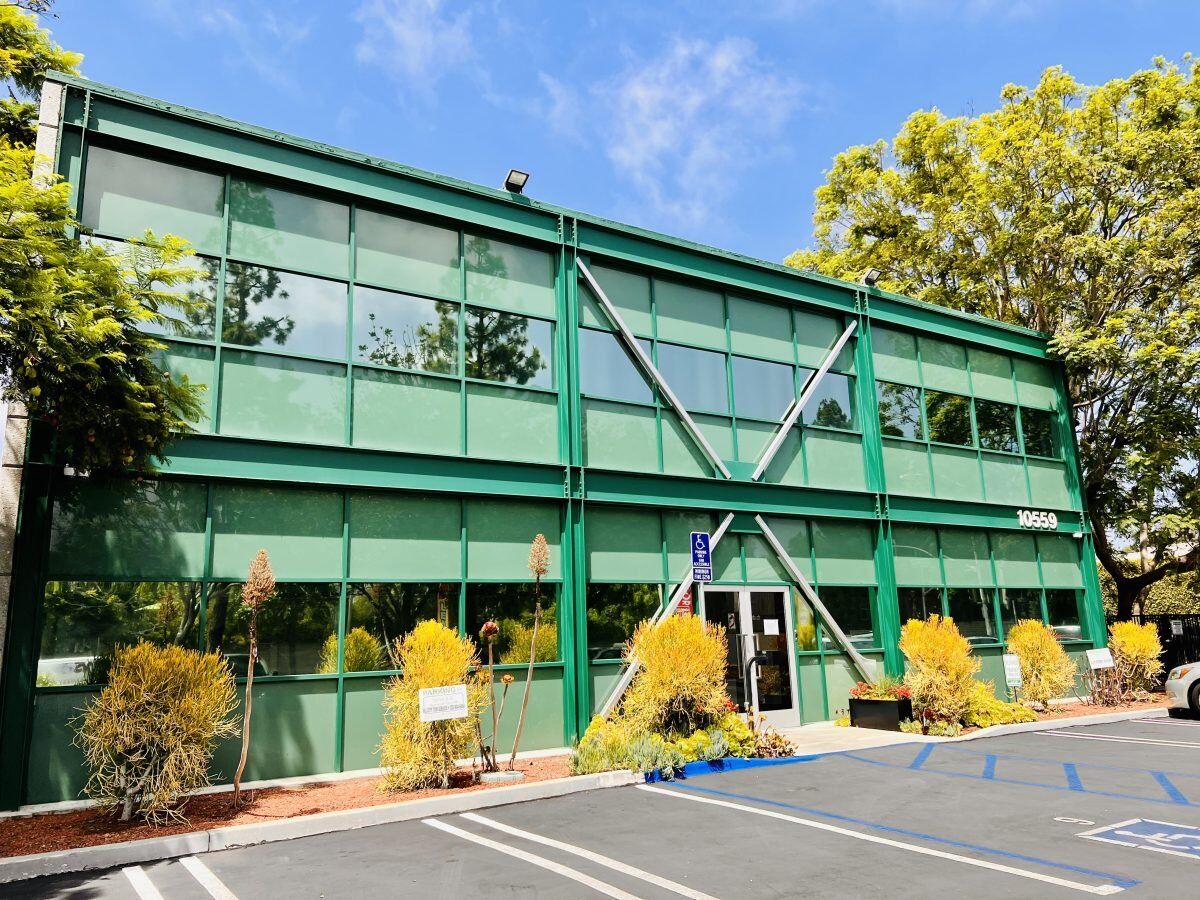 entrance1 alcott center for mental health culver city california 90035