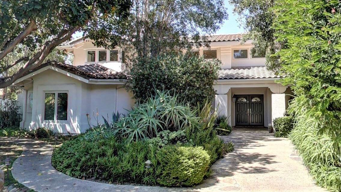 entrance1 aton center encinitas ca 92024