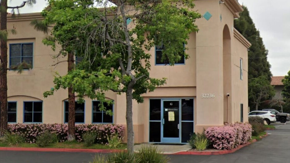 entrance1 covenant hills california 92675