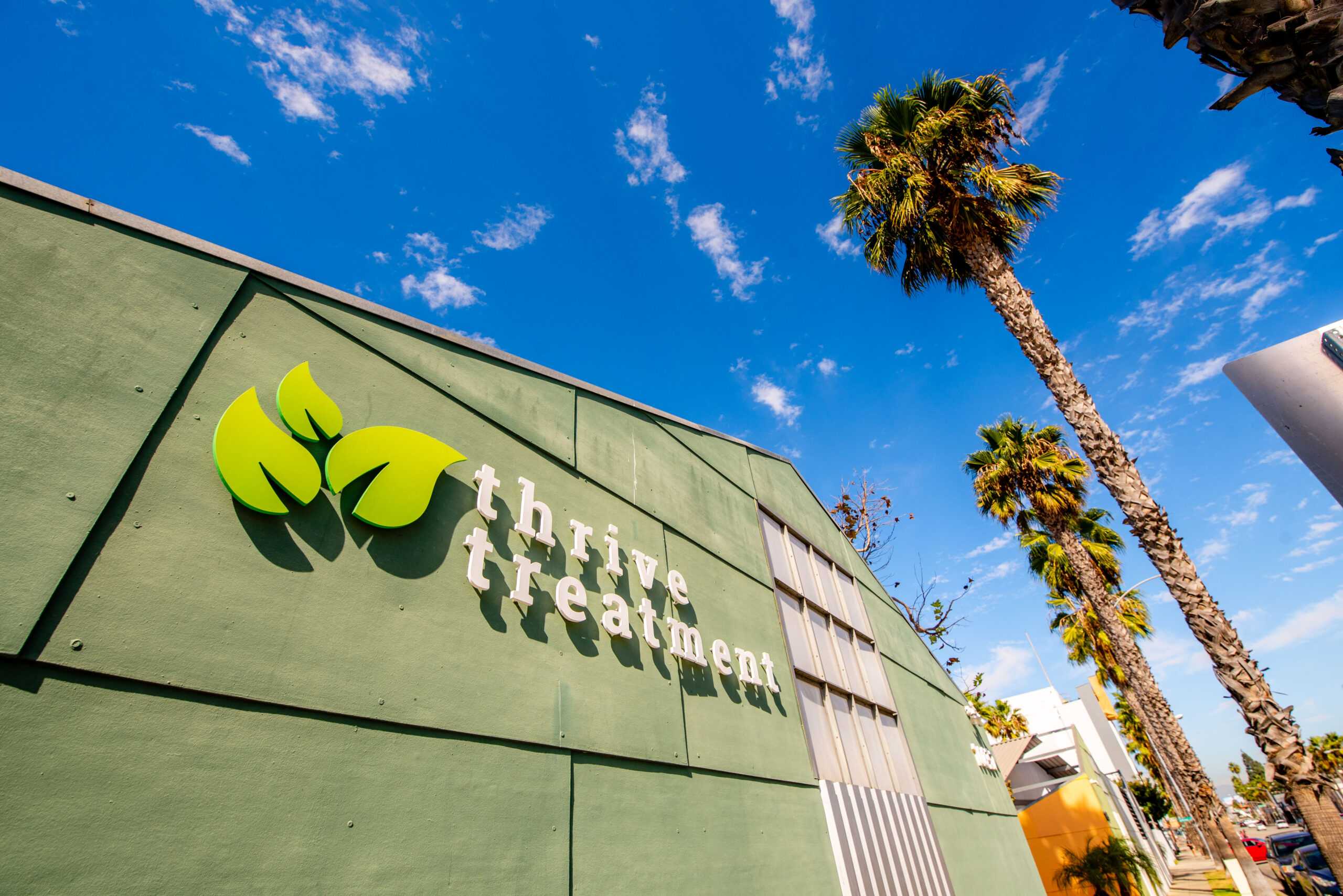 entrance1 thrive treatment culver city ca 90232
