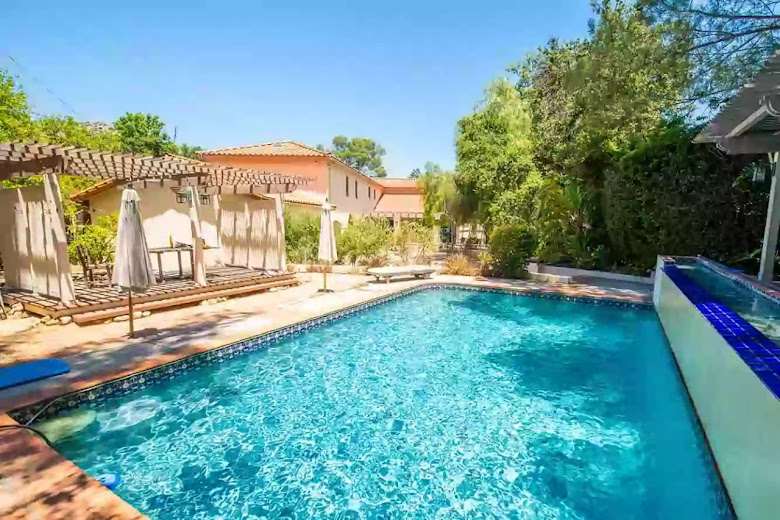 golden road recovery los angeles ca 91311 swimming pool