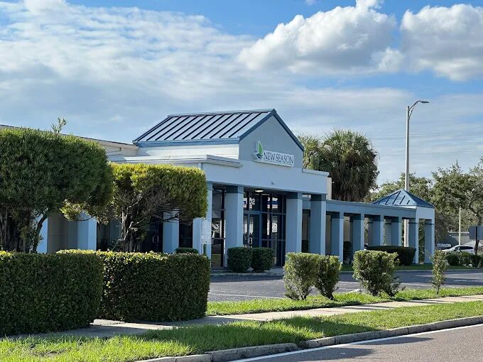 New Season Treatment Center - Bradenton