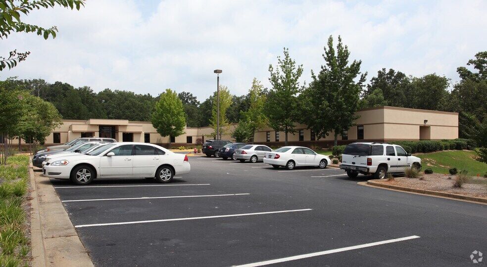 Crescent Pines Hospital