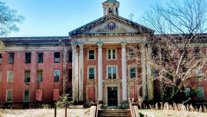 Central State Hospital: Milledgeville, GA