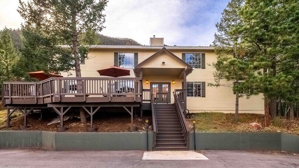 Sandstone Care Teen Center at Cascade Canyon