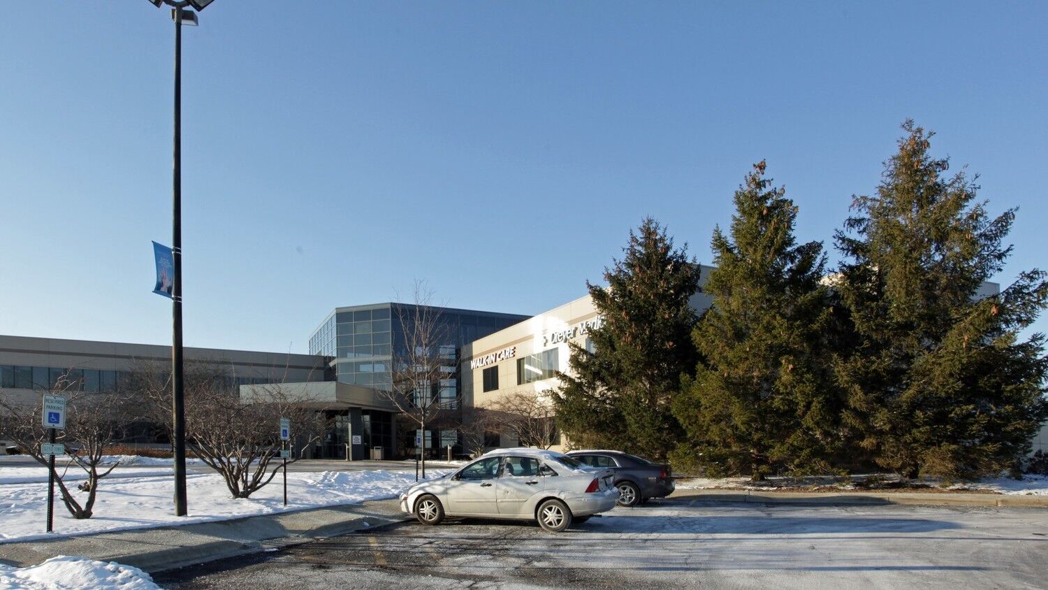 Dreyer Medical Clinic - Fox Valley Villages