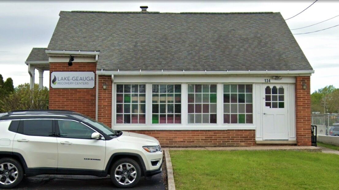 Lake Geauga Recovery Centers - Oak House